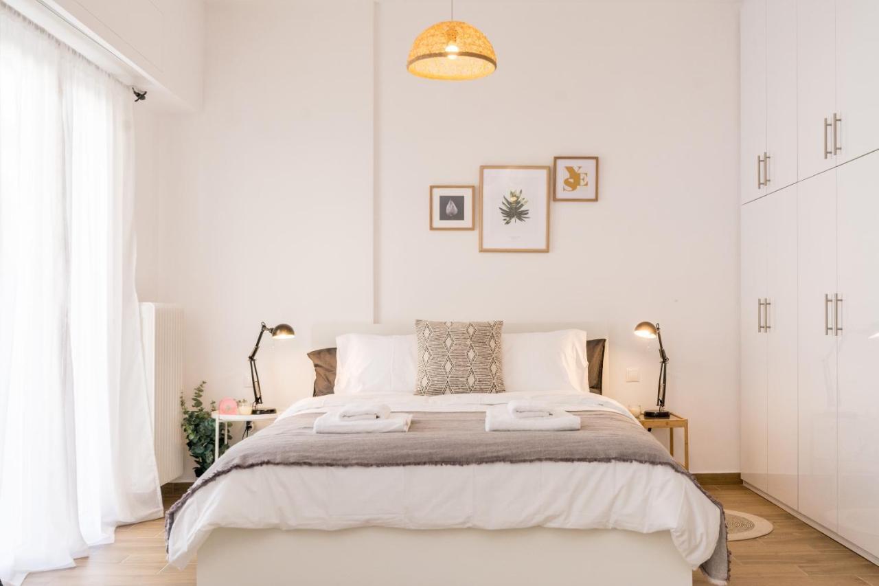 Wide Comfy Studio Apartment Centrally Located In Thissio Athen Exterior foto
